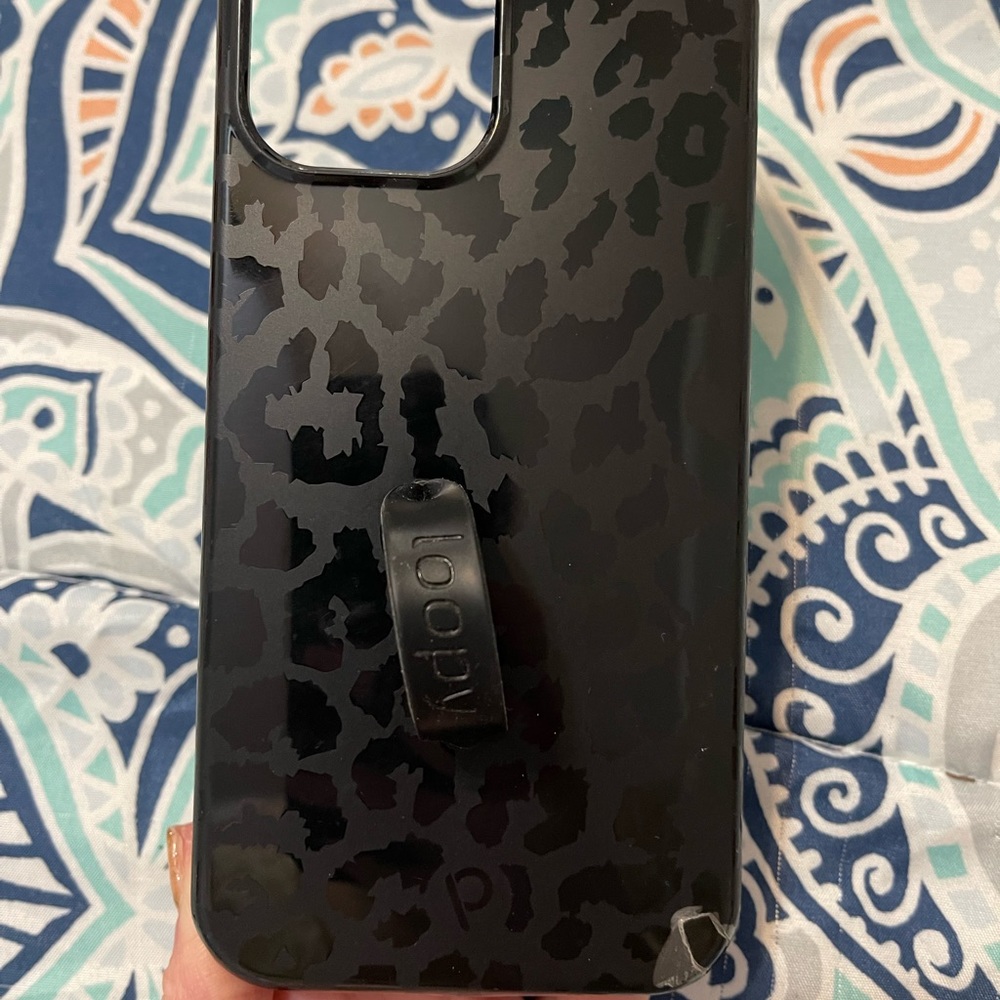 Loopy case iPhone 12 Pro Max. SEE BOTTOM CORNER